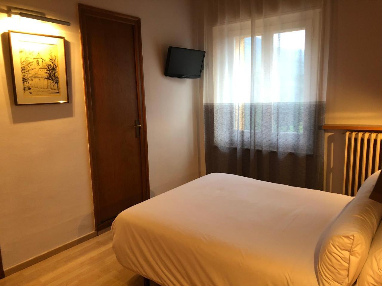 Hostal De La Gloria Viladrau Exteriér fotografie