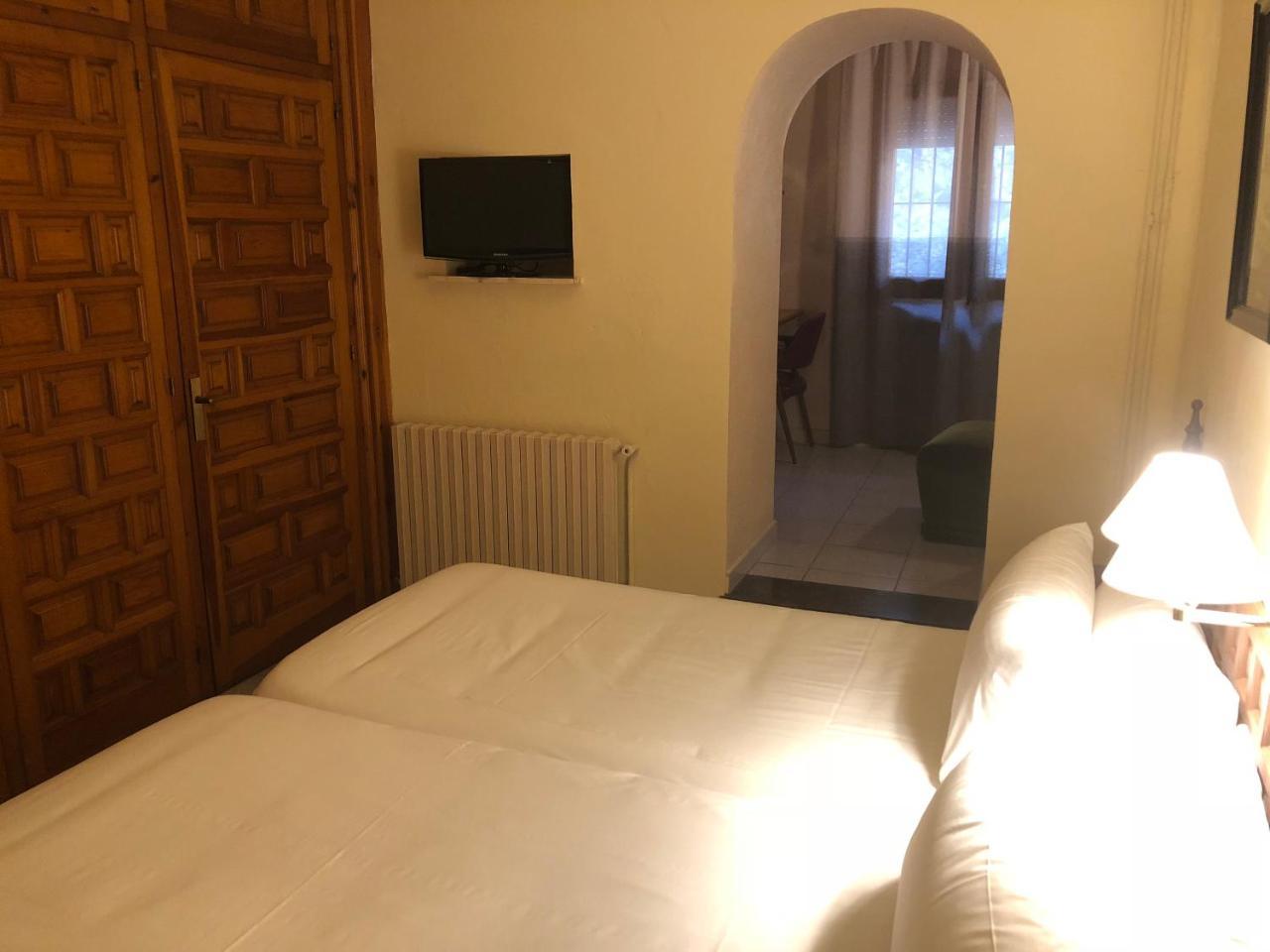 Hostal De La Gloria Viladrau Exteriér fotografie