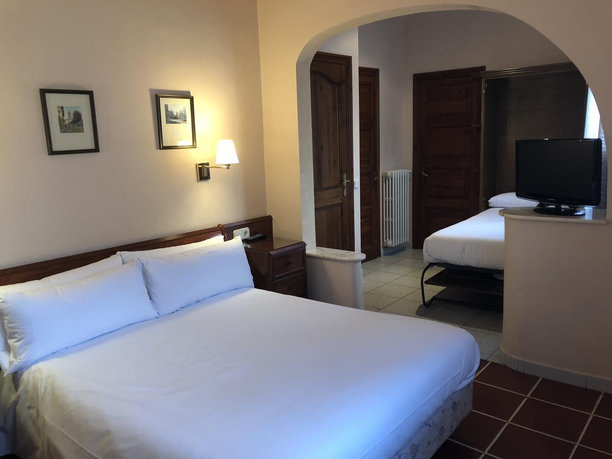 Hostal De La Gloria Viladrau Exteriér fotografie