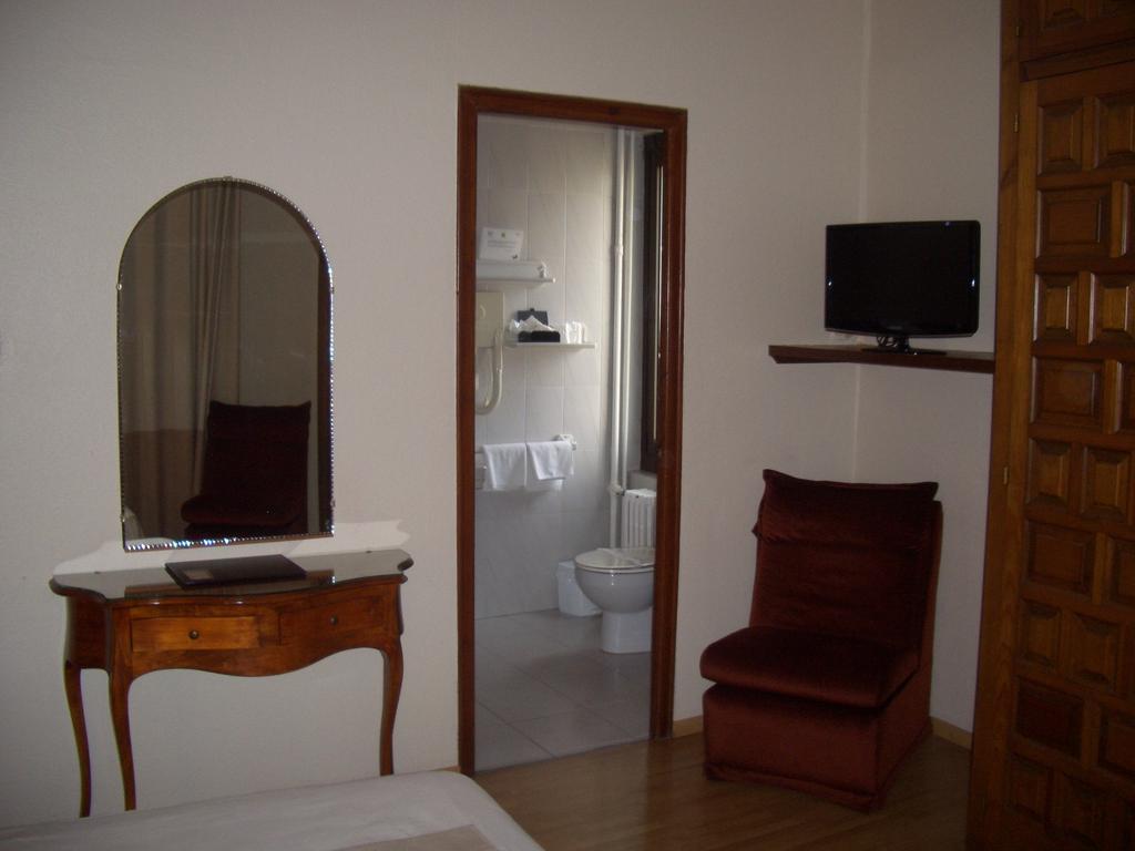 Hostal De La Gloria Viladrau Exteriér fotografie